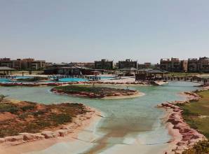 قرية بلو باى العين السخنة – يطلق عليها إسم تايلاند المصرية